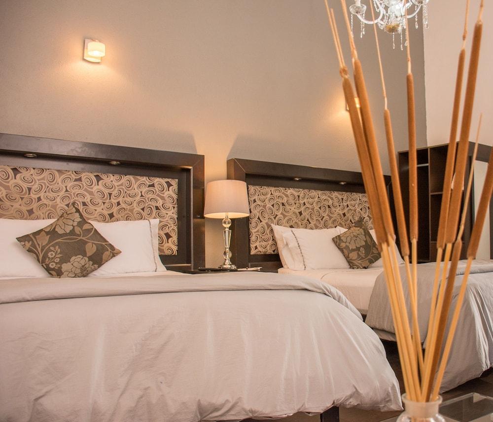 M Hoteles Concepto Morelia Eksteriør billede